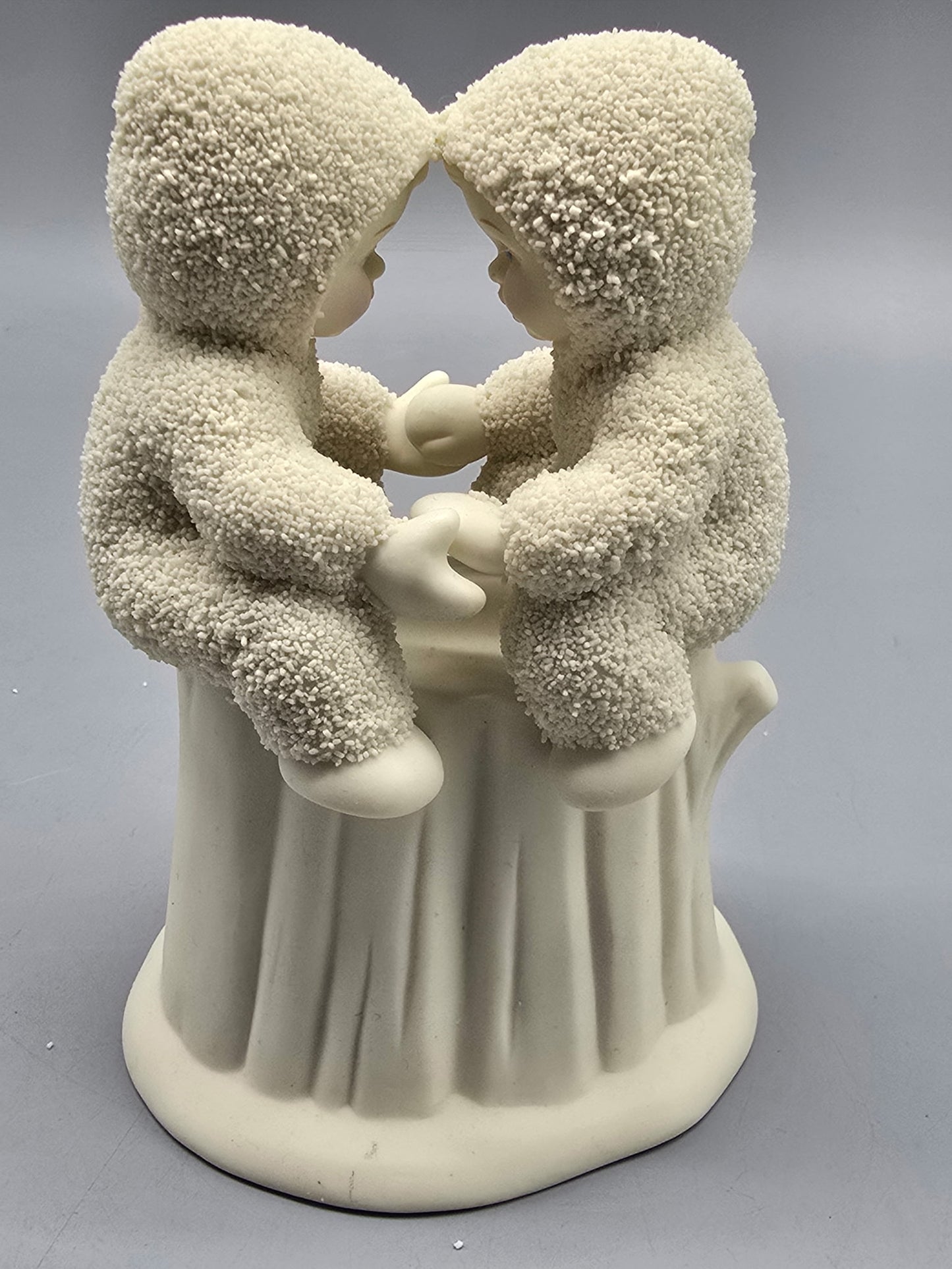 Department 56 Snowbabies Figurine – Forever Friends (2001)