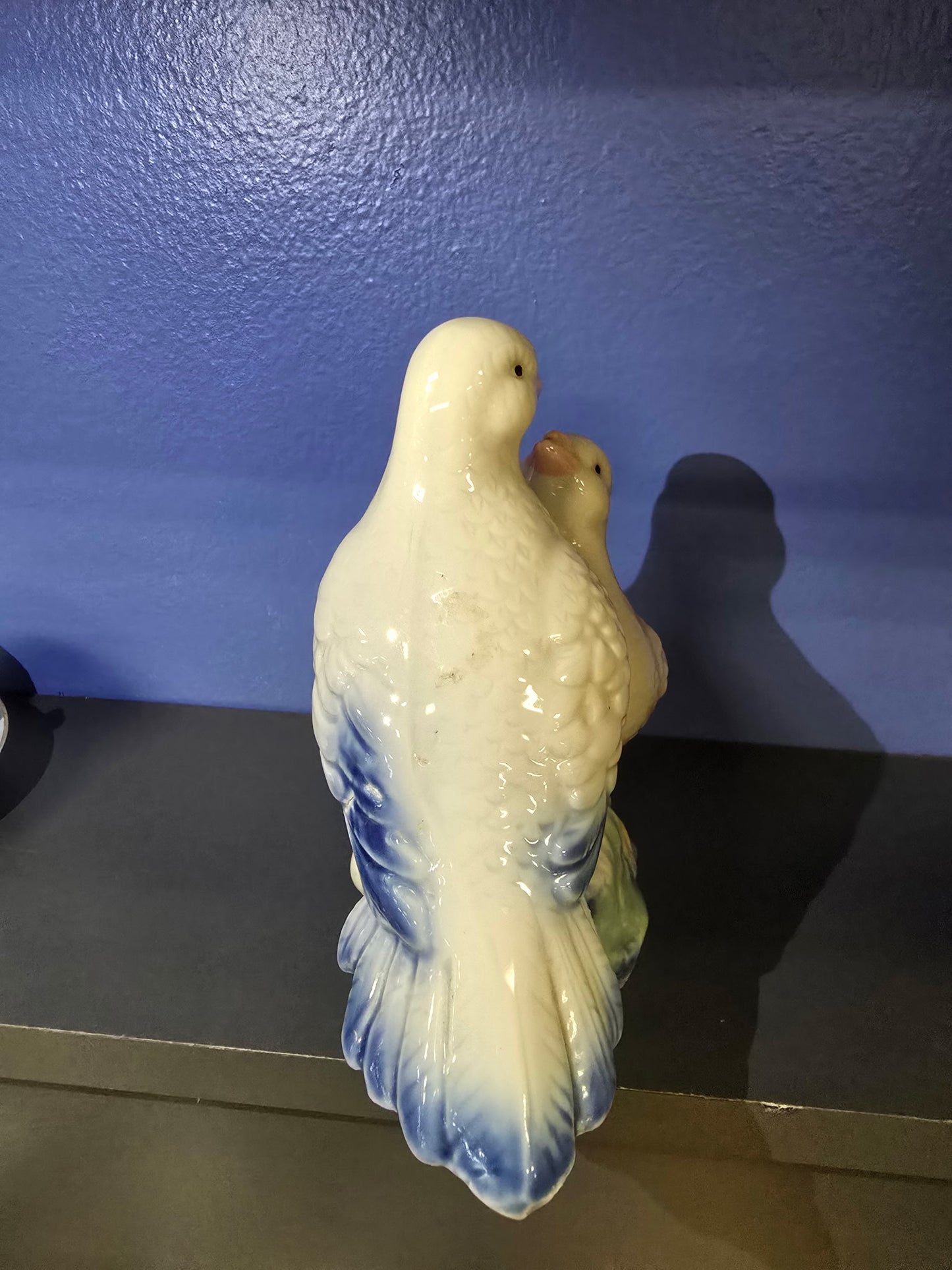 Vintage Ceramic Dove Figurine – Hand-Painted Lovebird Pair