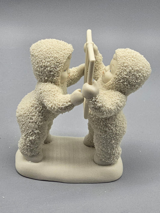 Vintage Department 56 Snowbabies Figurine – Two Kids Playing with Mirror
