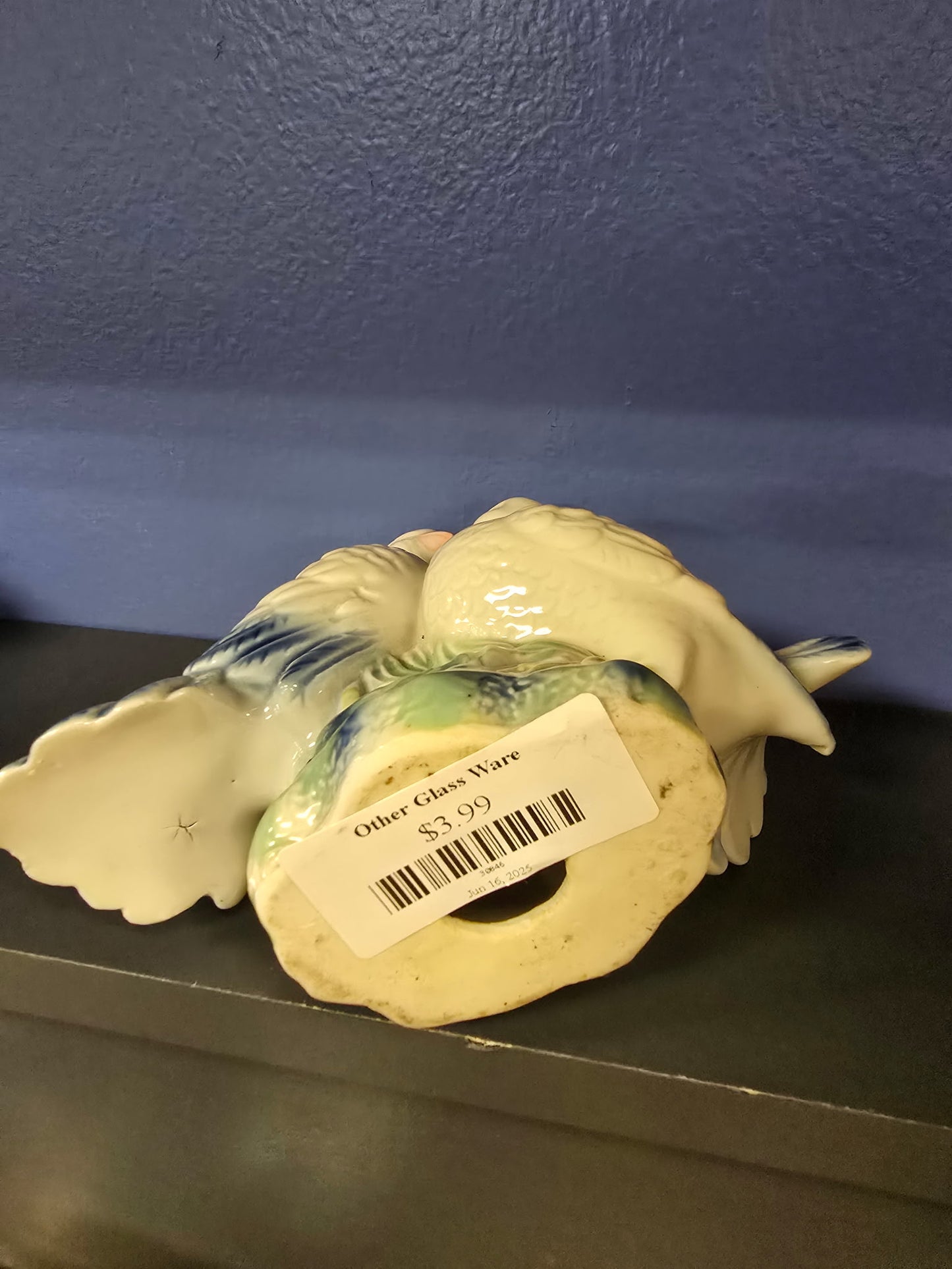 Vintage Ceramic Dove Figurine – Hand-Painted Lovebird Pair